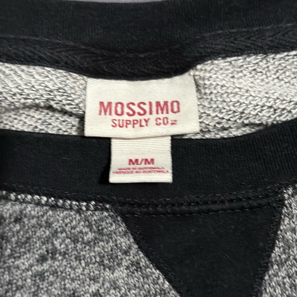 Mossimo Sweater - Picture 2 of 2